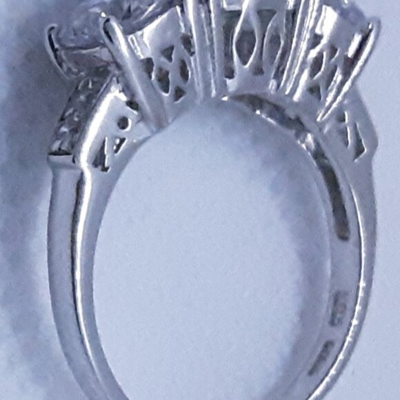 Sterling silver and CZ cocktail ring Size 7 - Picture 4 of 9